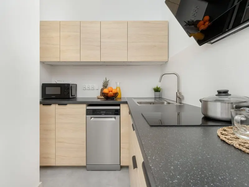 Stylowy Apartament w Centrum | Miejsce do Pracy – zdjęcie 4