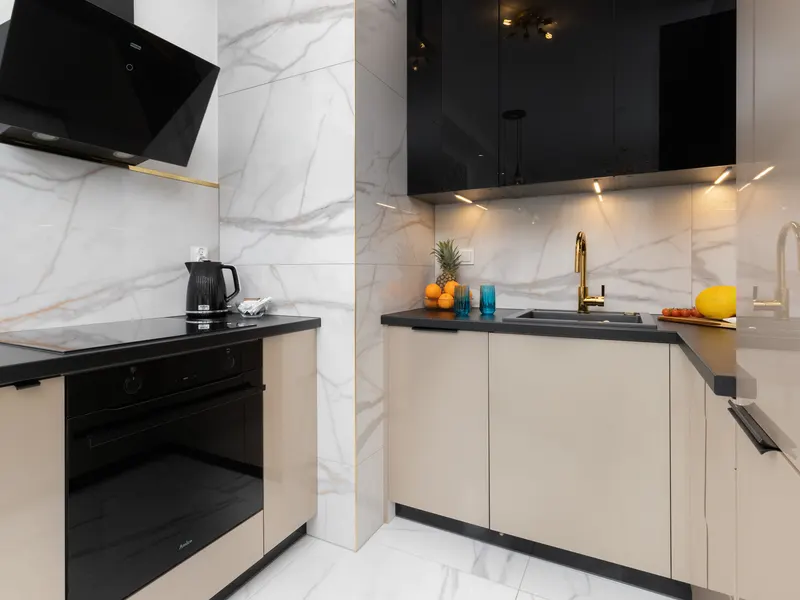 Elegantes Apartment im Zentrum | Klimaanlage, Parkplatz – Foto 4