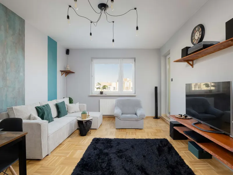 Cozy Apartment with Balcony | Quiet Neighborhood – photo 1