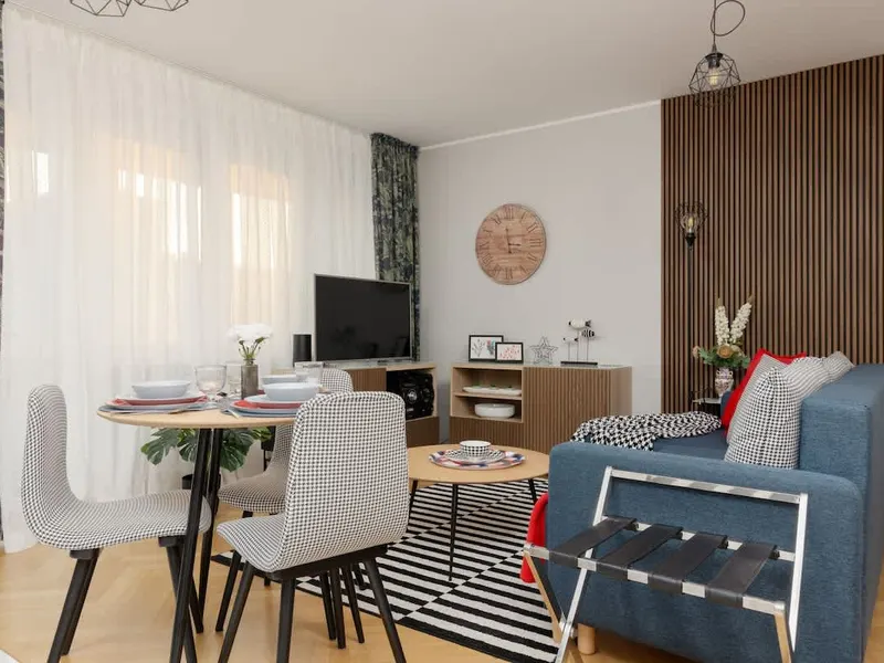 Modern Apartment in Zoliborz | Balcony and Workspace – photo 1