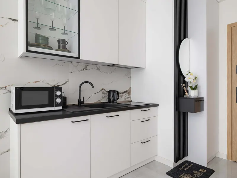 Stilvolles Studio im Zentrum von Kattowitz | Balkon | Parkplatz – Foto 3