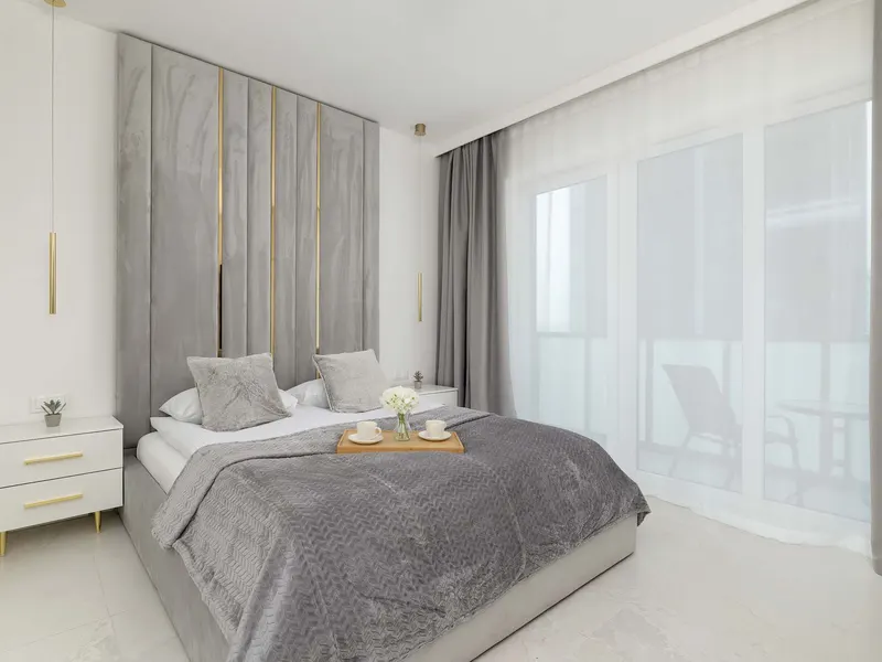 Elegantes Studio | Parkplatz | Balkon – Foto 1