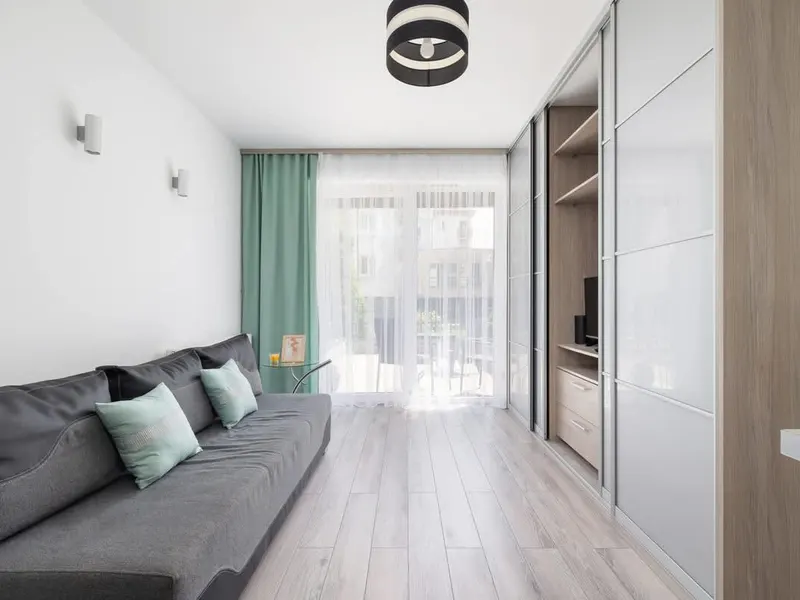 Komfortowy Apartament w Krakowie | Balkon i Parking – zdjęcie 1