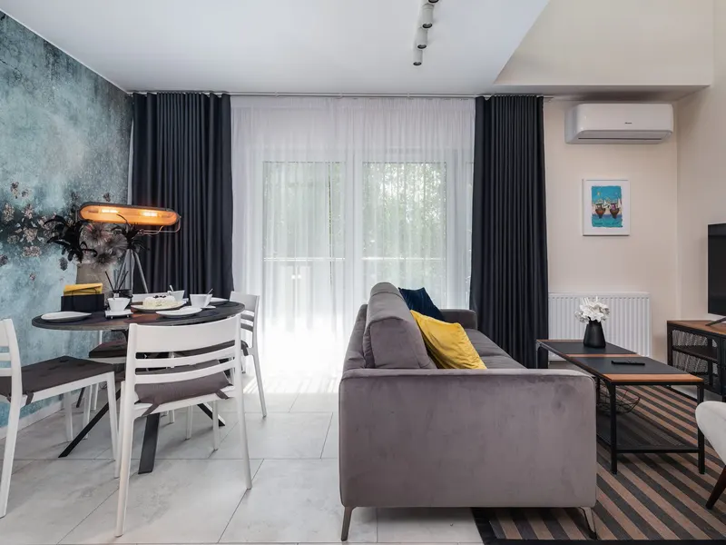 Dwupoziomowy Apartament | 280 m do Plaży, Balkon i Parking – zdjęcie 3