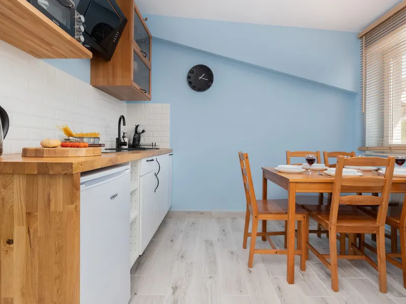 Komfortowe Studio w Pucku | Parking i 400 m do Plaży – zdjęcie 4