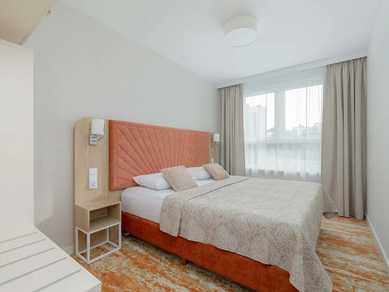 Bright Apartment | Parking, Balcony, 10 min to the Beach – photo 2