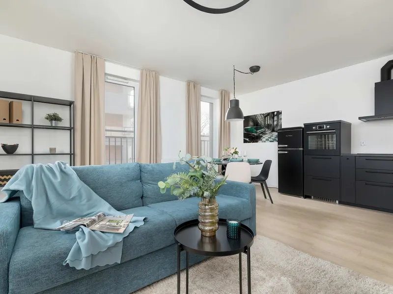 Spacious Apartment | 2 Bedrooms, Balcony and Parking – photo 1