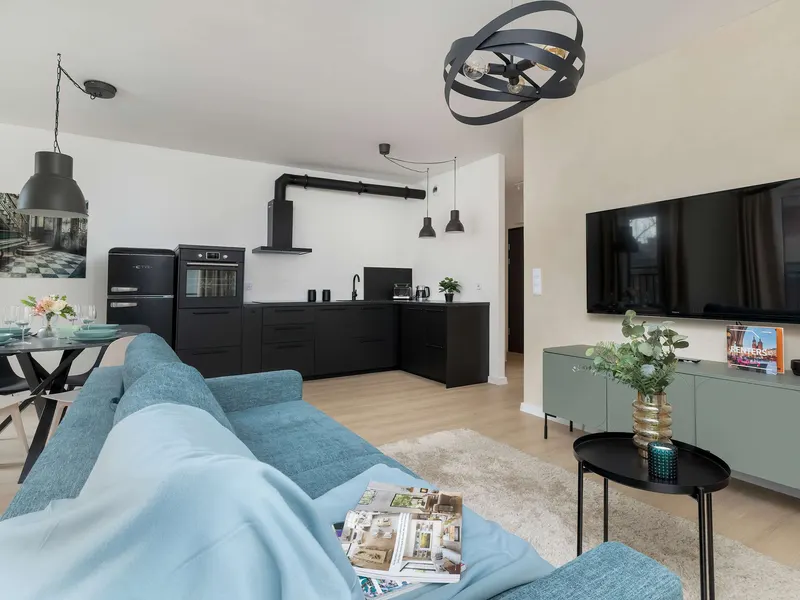 Spacious Apartment | 2 Bedrooms, Balcony and Parking – photo 5