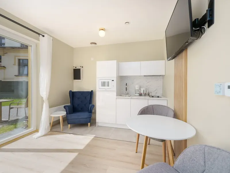 Funktionelles Studio mit Terrasse | Parkplatz | Nähe zum Strand – Foto 3