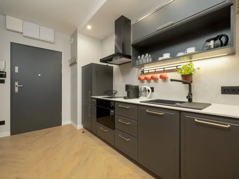 Klimatyczny Apartament we Wrocławiu | Balkon i Parking – zdjęcie 3