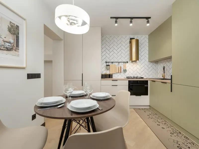 Stylowy Apartament w Centrum | Miejsce do Pracy – zdjęcie 4