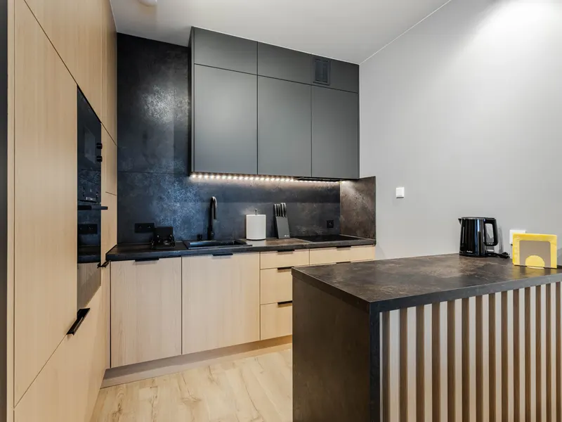 Moderne Wohnung | Parkplatz, Balkon, Klimaanlage – Foto 3