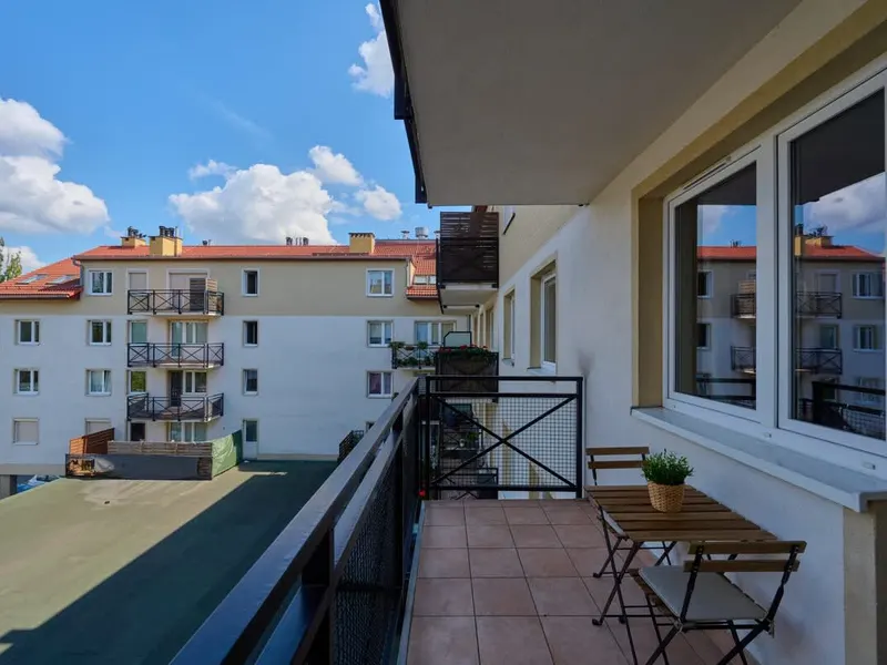 Praktyczny Apartament | Parking, Balkon, Miejsce do Pracy – zdjęcie 4
