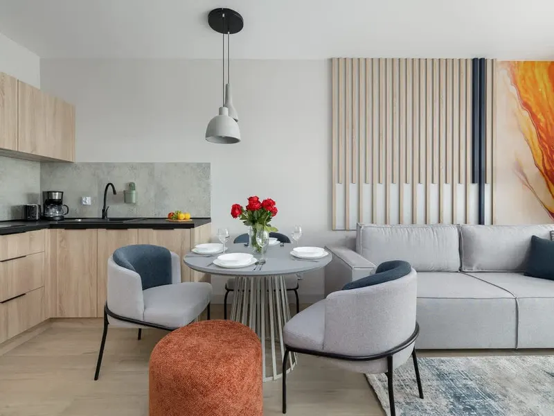 Elegancki Apartament z Balkonem | Basen | 550 m do plaży – zdjęcie 5