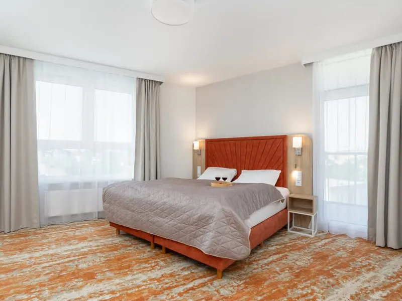 Modern Apartment with Balcony | Parking, 450 m to the Beach – photo 2
