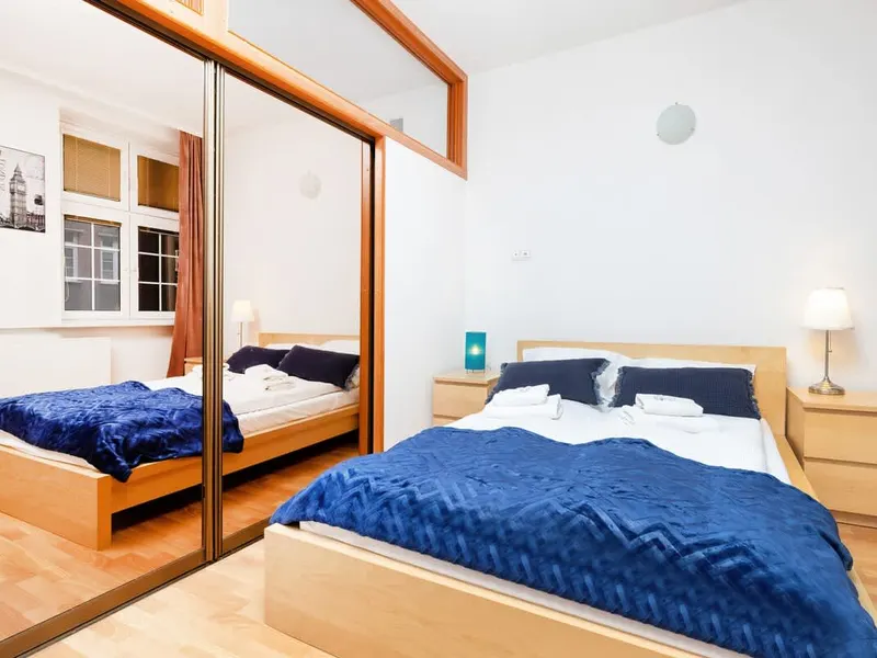 Klimatyczny Apartament | Gdańska Starówka, Miejsce do Pracy – zdjęcie 4