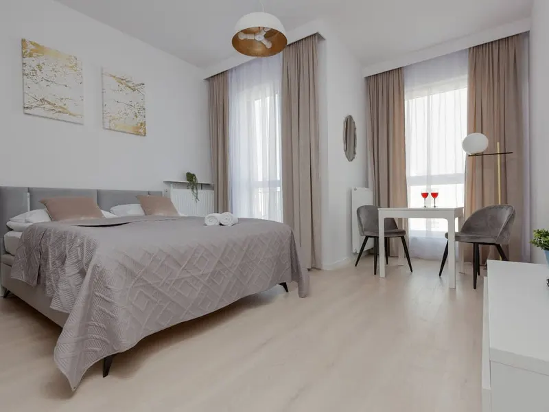 Elegant Studio with Balcony | Parking | Close to the Airport – photo 1