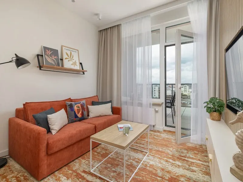 Stilvolle Wohnung | Parkplatz in der Garage und Balkon – Foto 1