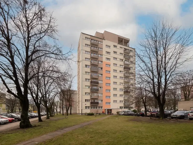 Przytulne Studio z Balkonem | Spokojna Okolica i Winda – zdjęcie 4