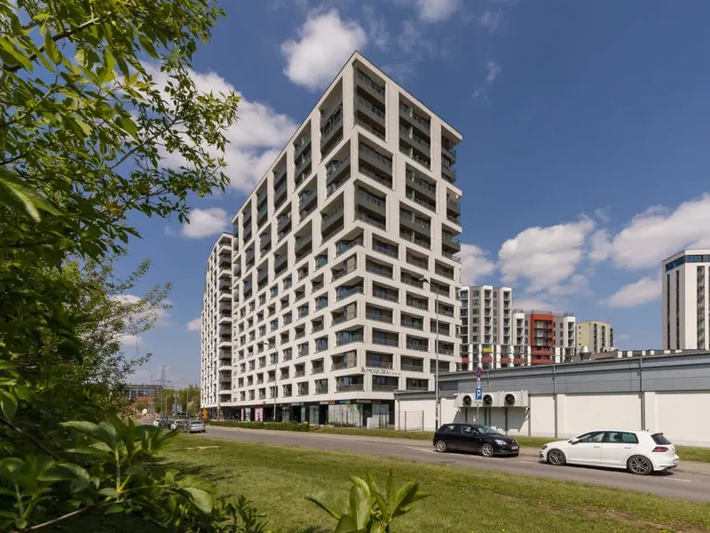 Modern Apartment | Parking in Garage | Balcony and Workspace – photo 5