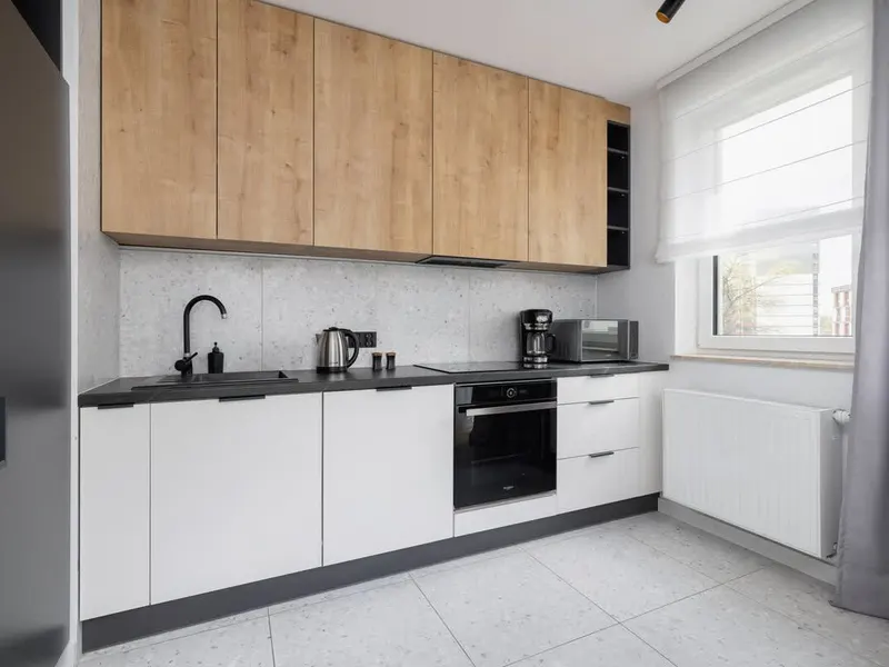 Elegant Apartment with Balcony | Parking | Workspace – photo 4