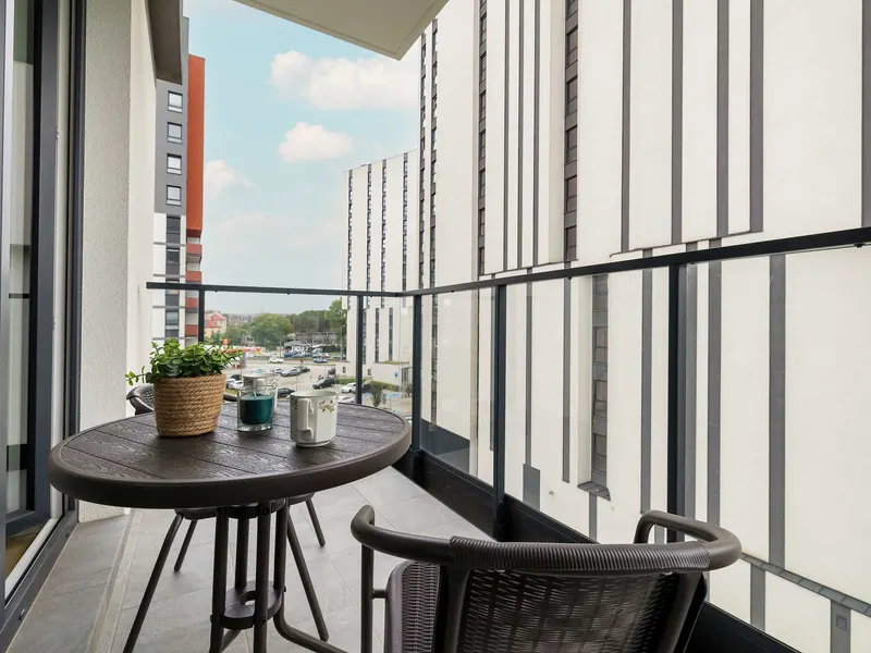 Przestronny Apartament | 3 Sypialnie, 2 Miejsca Parkingowe – zdjęcie 5