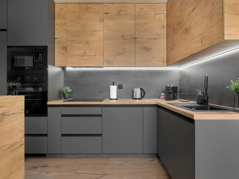 Klimatisierte Wohnung | Parkplatz, Balkon und Arbeitsraum – Foto 3