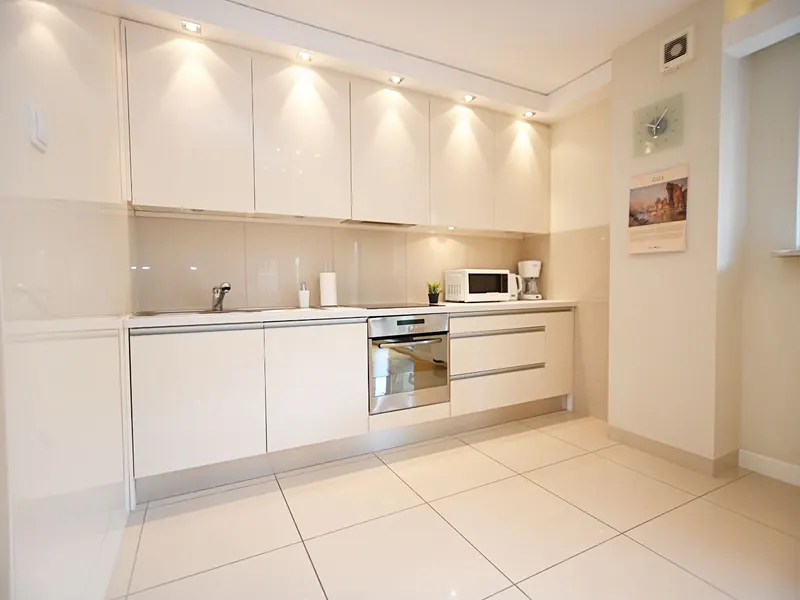 Przestronny Apartament | 4 Sypialnie, Parking, Balkon – zdjęcie 3