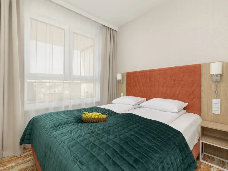 Modern Apartment with Balcony | Close to the Beach, Parking – photo 3