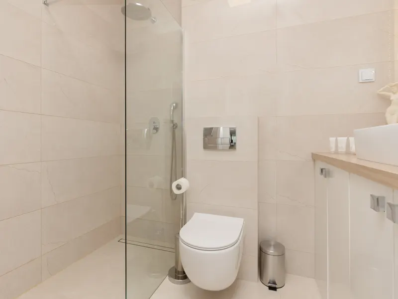 Familiensuite mit Parkplatz | Balkon und Arbeitsbereich – Foto 4