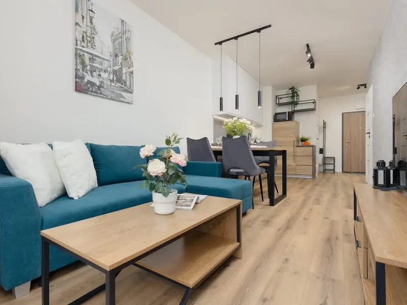 Komfortable Wohnung | Balkon | Schreibtisch | Parkplatz – Foto 1