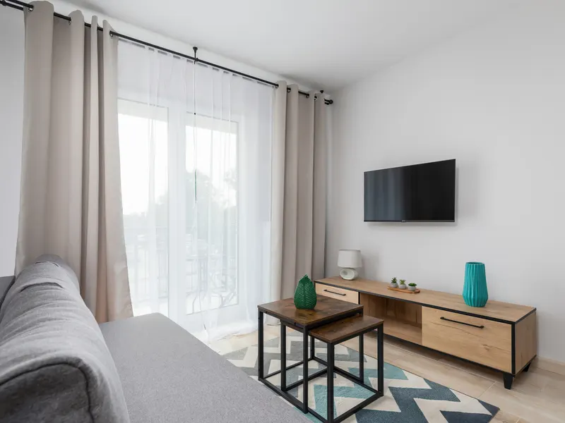 Elegancki Apartament z Balkonem | Prywatny Parking – zdjęcie 5