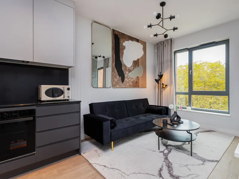 Stilvolle Wohnung | 10 Minuten zum Langen Markt – Foto 1
