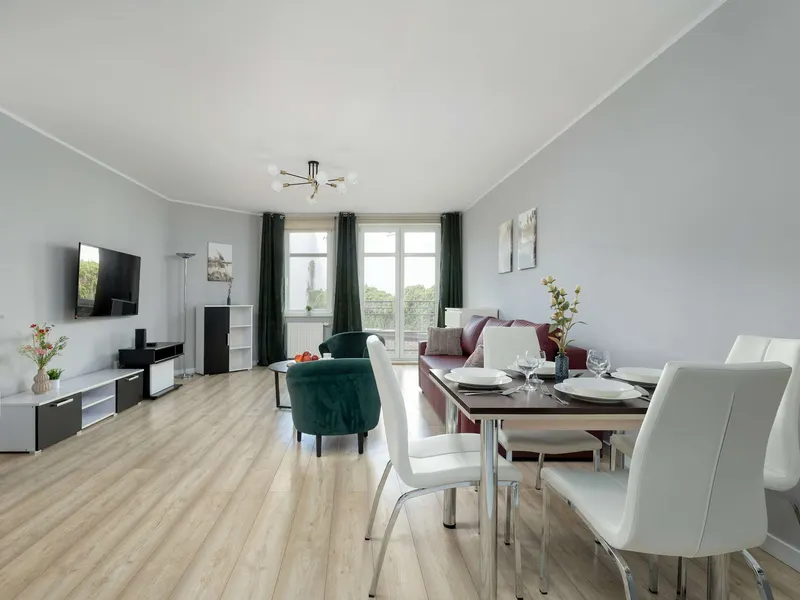 Spacious Apartment in Szczecin | Parking | Close to Attractions – photo 3