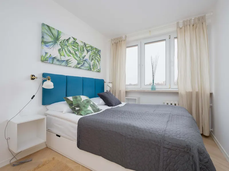 Helles Appartement mit Balkon | Parkplatz, Nähe zu Bädern – Foto 2