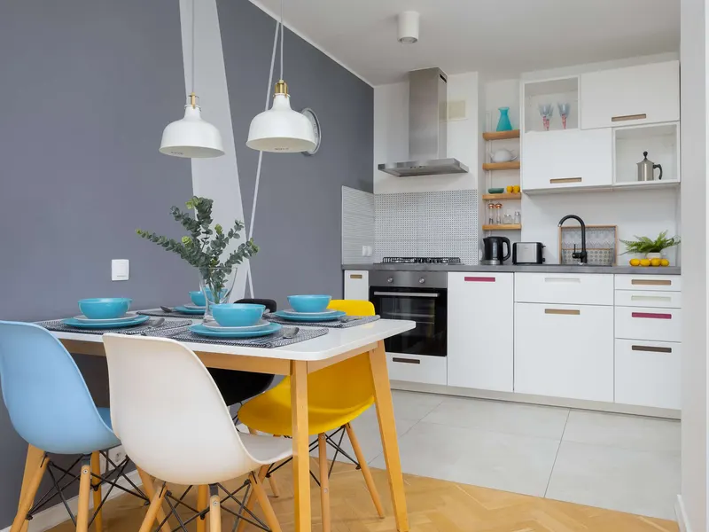 Helles Appartement mit Balkon | Parkplatz, Nähe zu Bädern – Foto 5