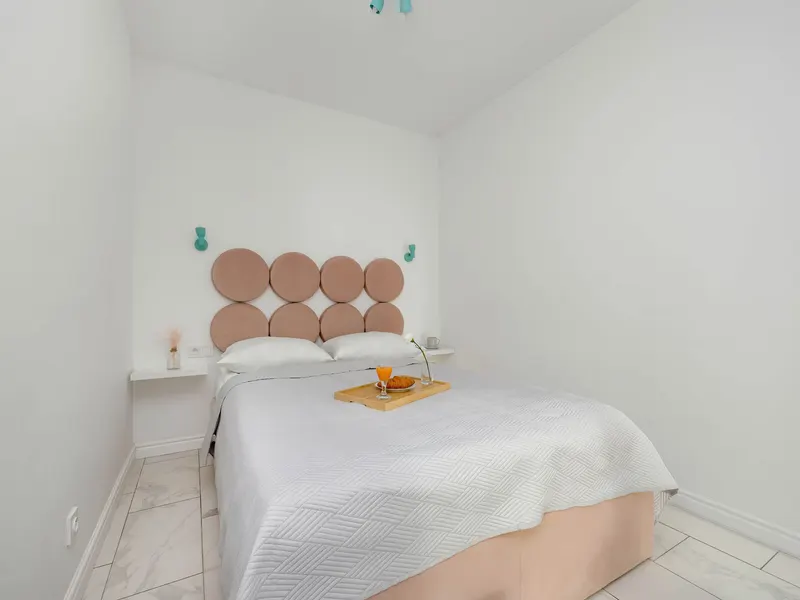 Elegantes Studio mit Balkon | Im Zentrum von Gdansk – Foto 2