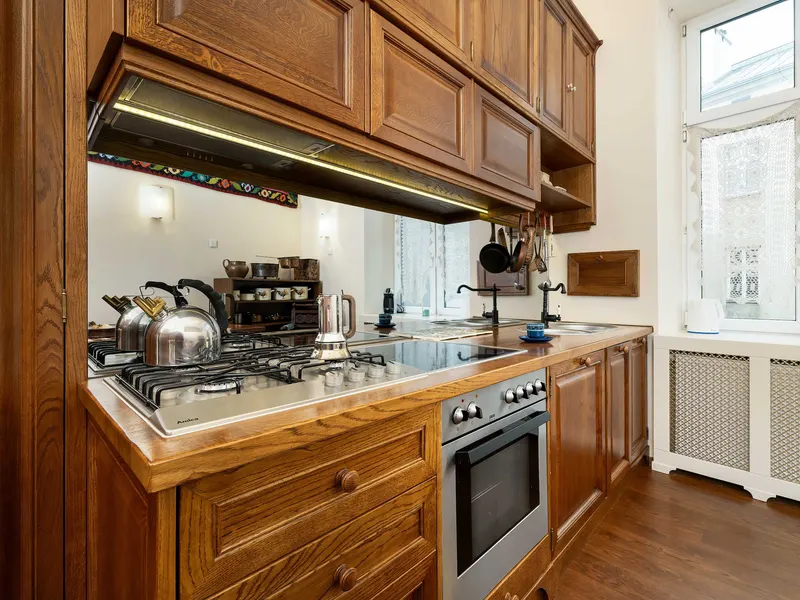 Elegantes Appartement | 2 Schlafzimmer, nahe dem Marktplatz – Foto 4