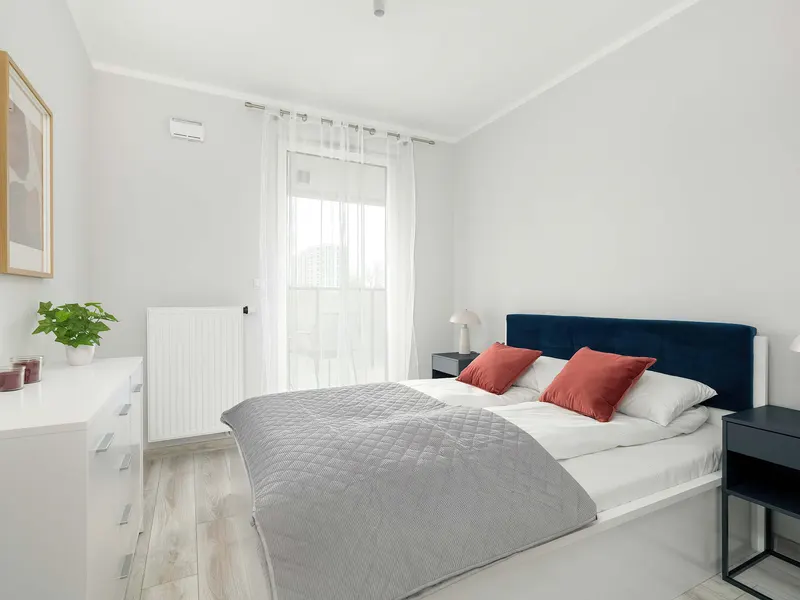 Elegantes Apartment mit Balkon | Privatparkplatz – Foto 2