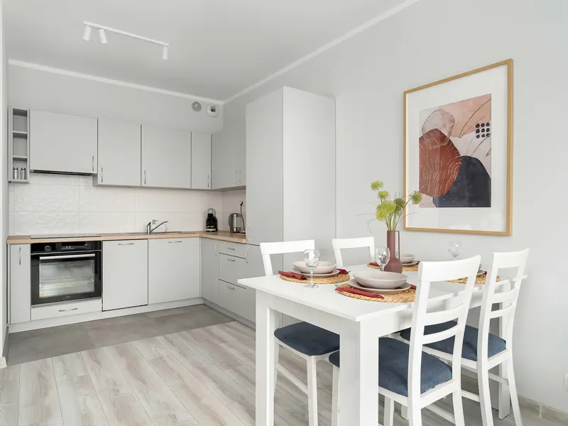 Elegantes Apartment mit Balkon | Privatparkplatz – Foto 4