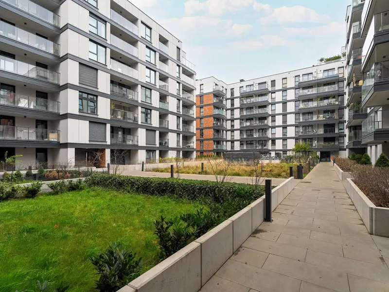 Elegantes Apartment mit Balkon | Privatparkplatz – Foto 3