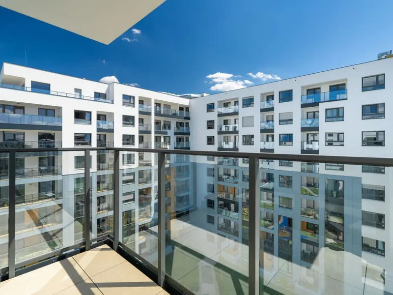 Nowoczesny Apartament z Balkonem | Parking i Siłownia – zdjęcie 4