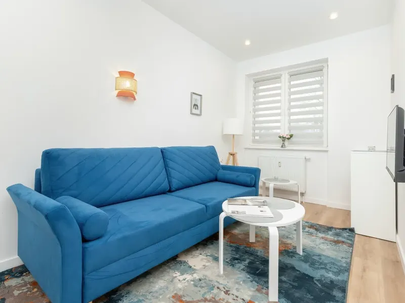 Praktyczny Apartament | Dwie Sypialnie, Miejsce do Pracy – zdjęcie 1