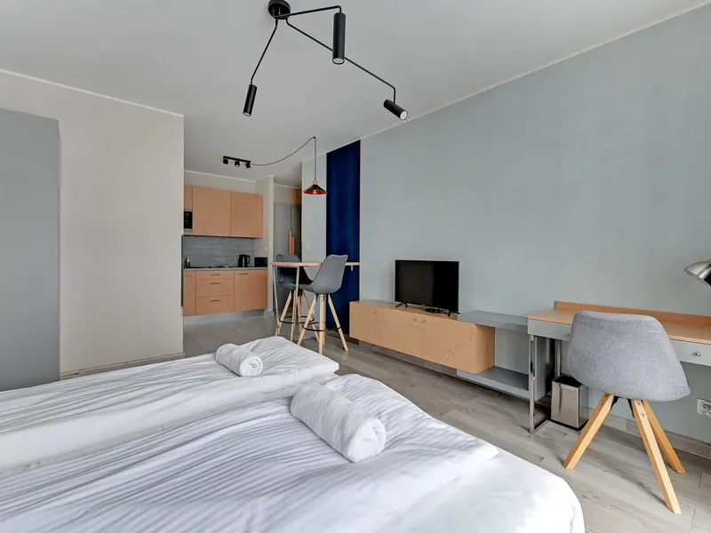 Helles Studio mit Balkon | in der Nähe des Langen Marktes – Foto 5