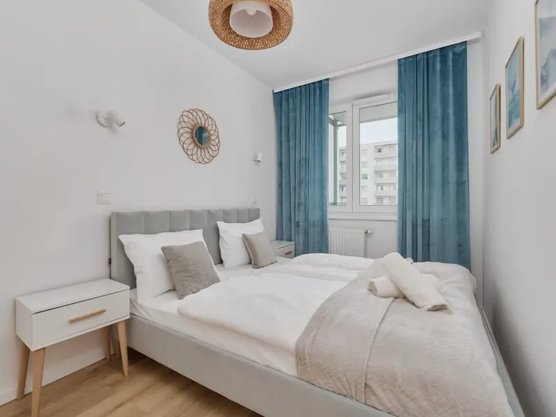 Stylowy Apartament | Balkon i Prywatny Parking – zdjęcie 1