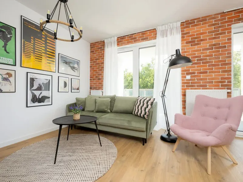 Stylish Apartment with Balcony | Parking | Workspace – photo 1