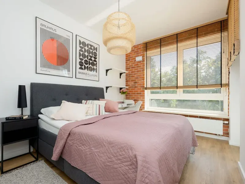 Stylish Apartment with Balcony | Parking | Workspace – photo 2