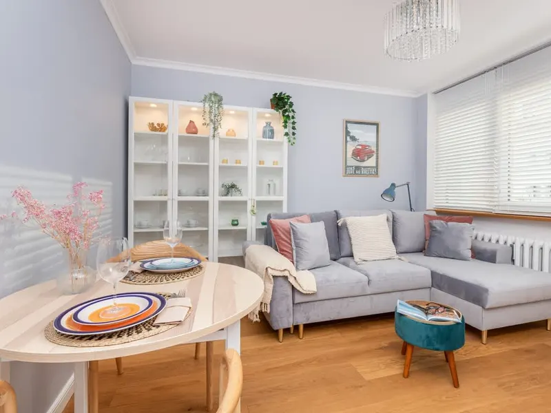 Geräumige Wohnung | 2 Schlafzimmer, Balkon, Nähe zum Strand – Foto 3