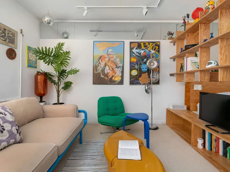 Kolorowy Apartament w Centrum | Balkon i Blisko Plaży – zdjęcie 5