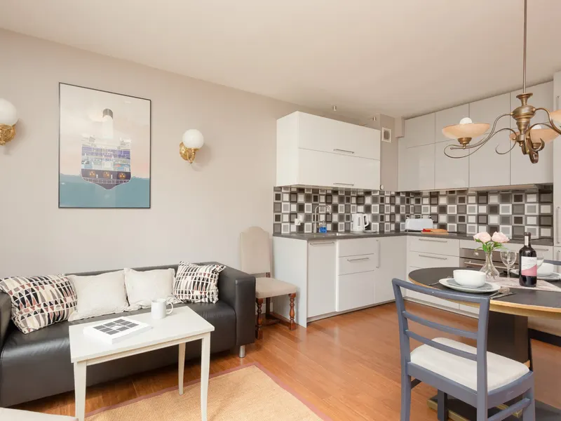 Przestronny Apartament w Centrum | Parking, Blisko Plaży – zdjęcie 5